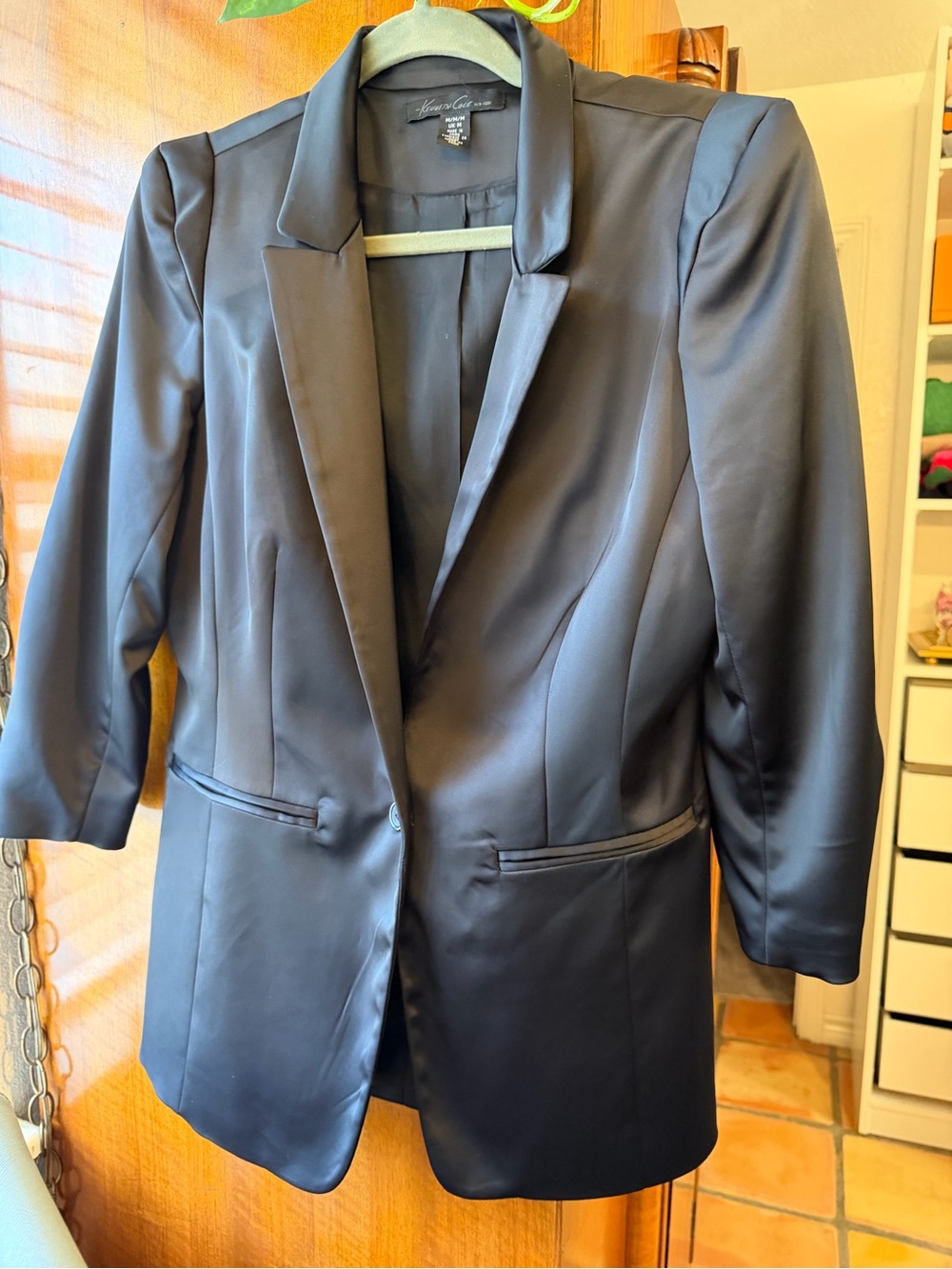 Kenneth Cole New York Black Satin Ruched Sleeve Blazer Size M